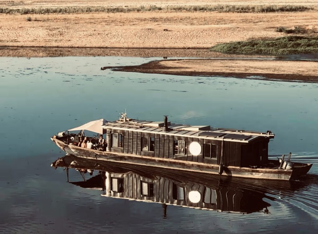 Une nuit sur un bateau...